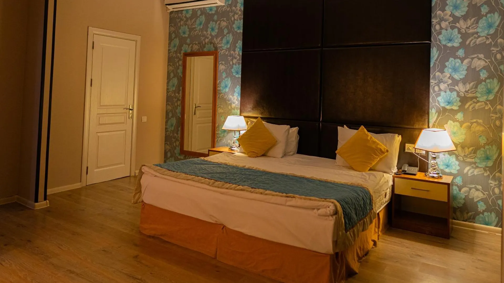 Square Boutique Hotel Baku